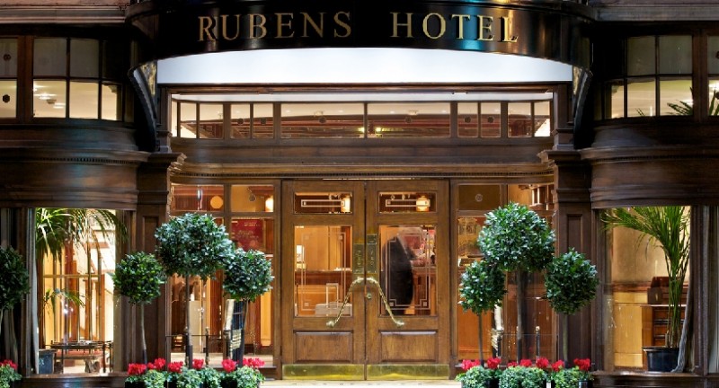 the-rubens-at-the-palace-hotel-london