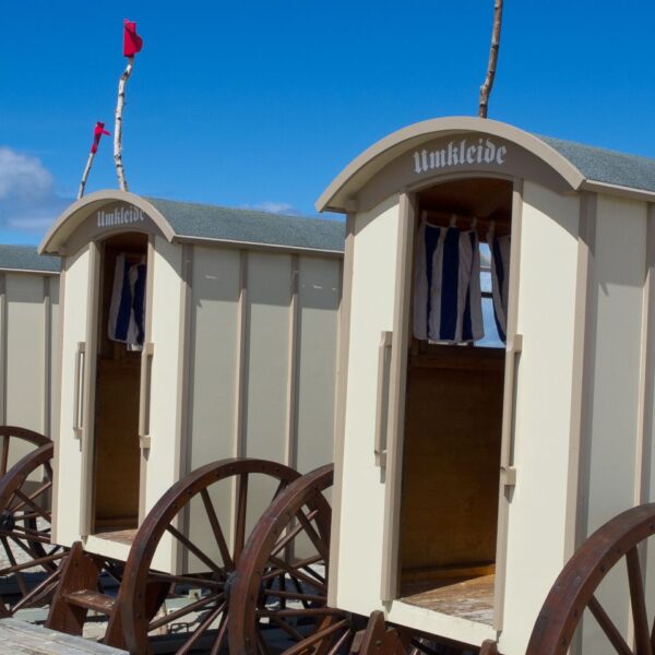 bathing-huts-beach-norderney-germany
